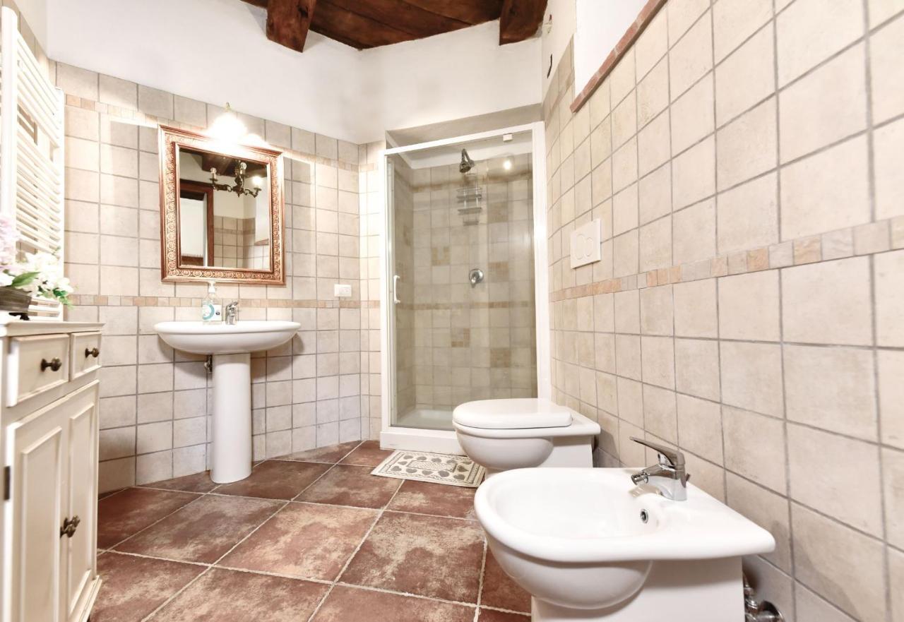 Agriturismo Castello Delle Fornaci - Private Jacuzzi أرشيدوسو المظهر الخارجي الصورة