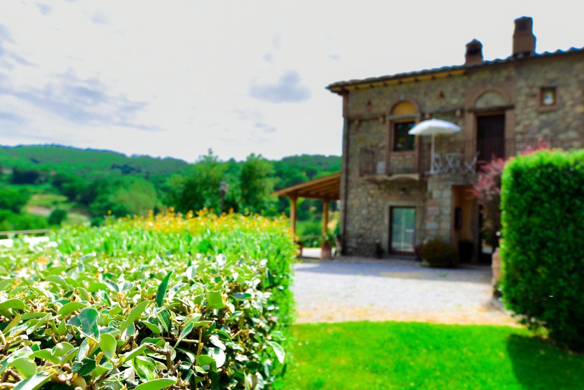 Agriturismo Castello Delle Fornaci - Private Jacuzzi أرشيدوسو المظهر الخارجي الصورة